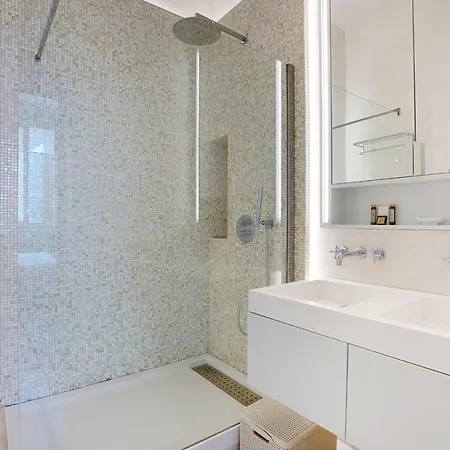 Exceptional Flat - Parc Monceau 6p3br Párizs